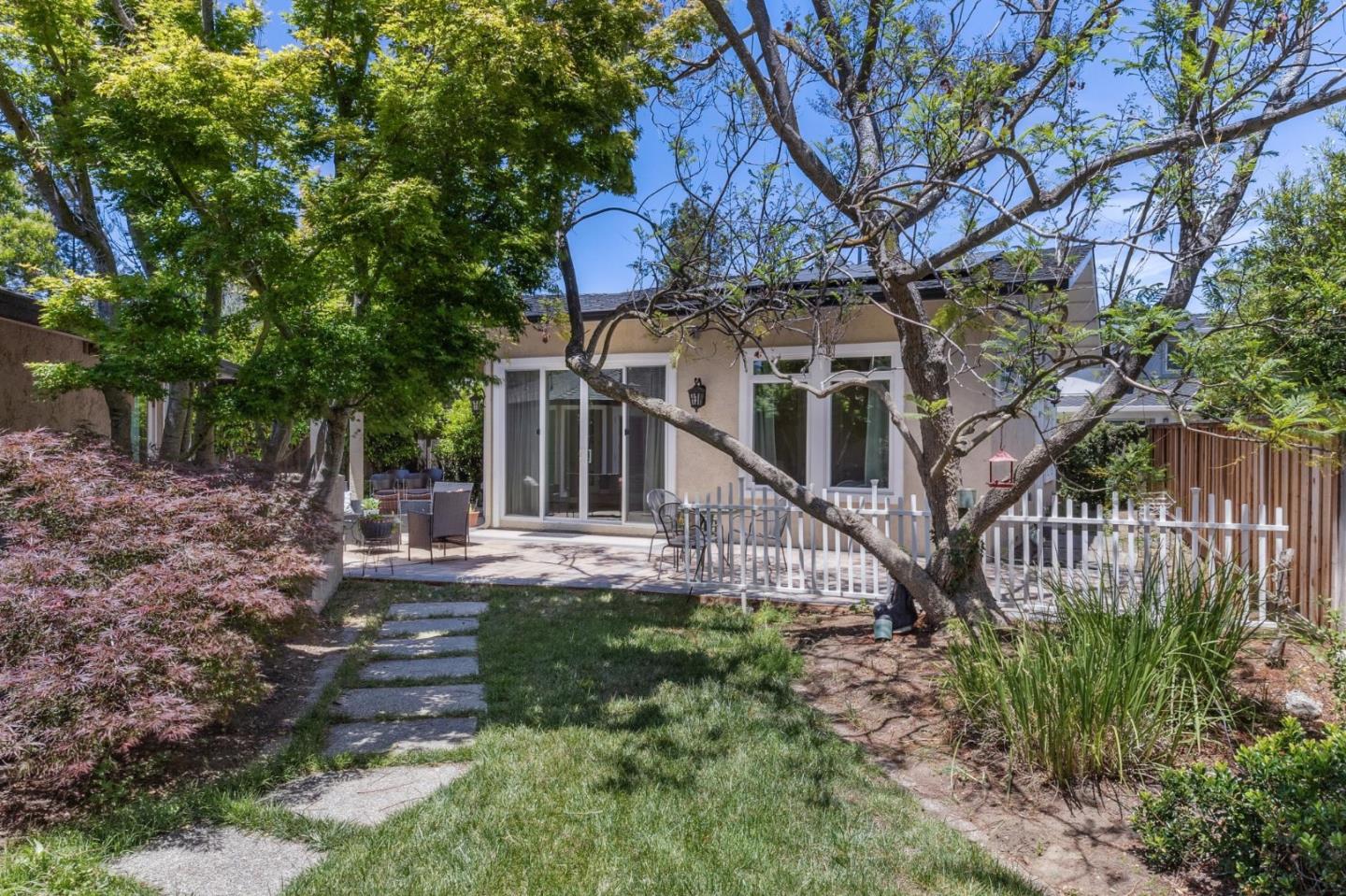 Detail Gallery Image 24 of 31 For 20717 Meadow Oak Rd, Saratoga,  CA 95070 - 6 Beds | 4/1 Baths