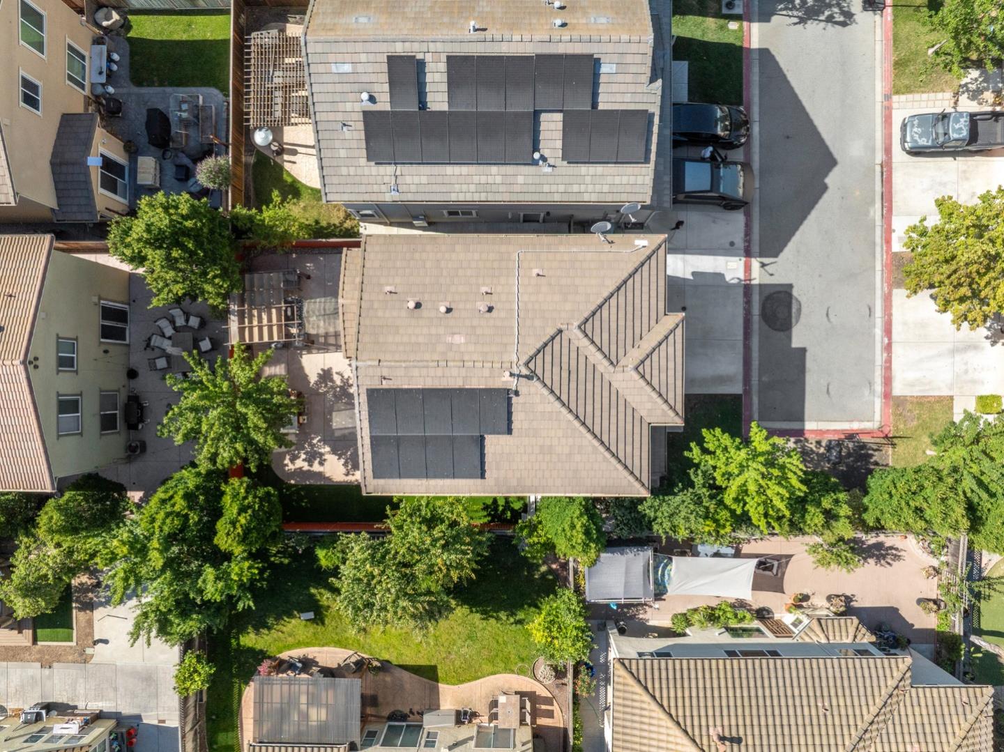 Detail Gallery Image 2 of 27 For 250 Robin Place, Gilroy,  CA 95020 - 3 Beds | 2/1 Baths