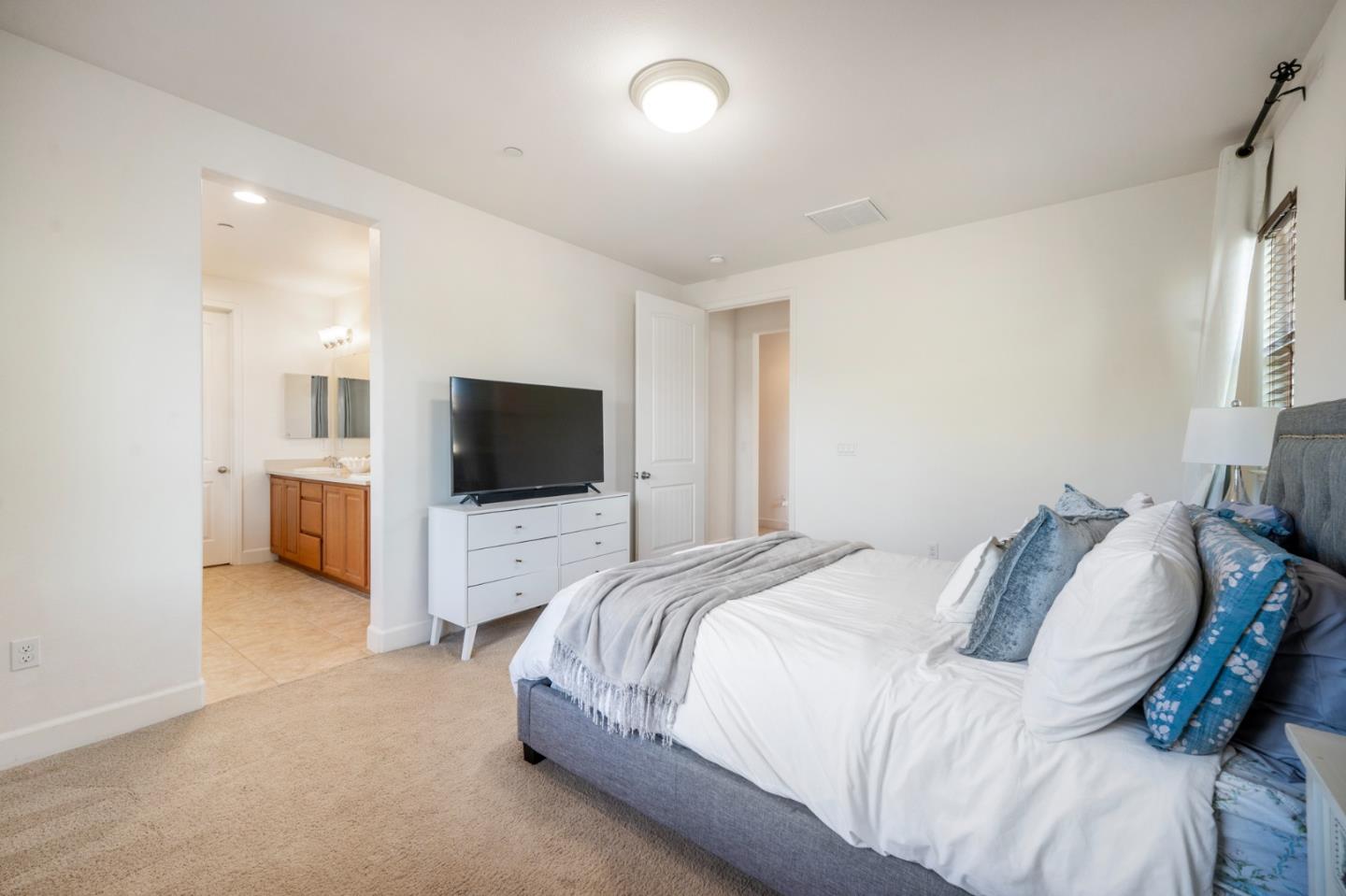 Detail Gallery Image 22 of 27 For 250 Robin Place, Gilroy,  CA 95020 - 3 Beds | 2/1 Baths