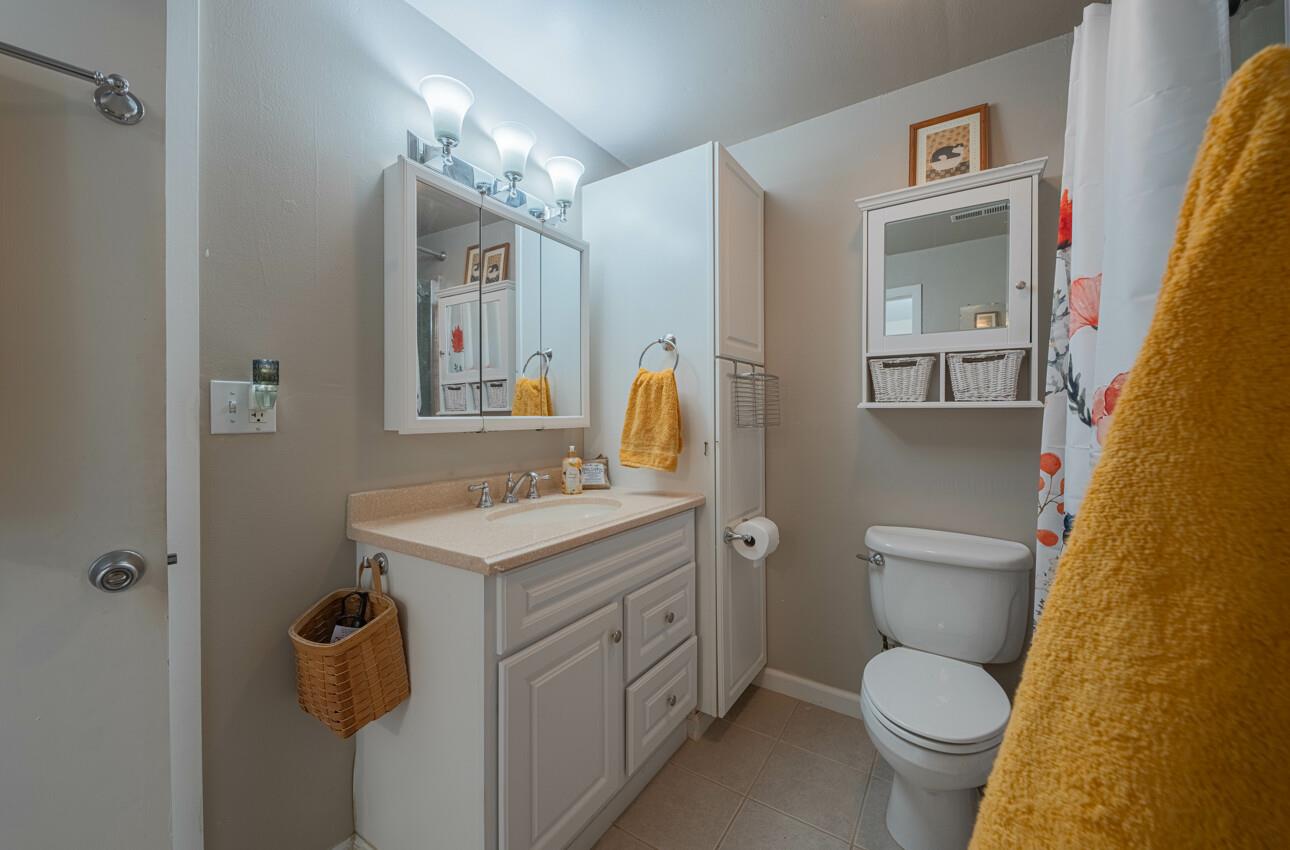 Detail Gallery Image 22 of 43 For 489 Paradise Rd, Salinas,  CA 93907 - 2 Beds | 2 Baths