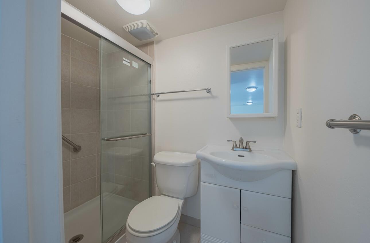 Detail Gallery Image 34 of 43 For 489 Paradise Rd, Salinas,  CA 93907 - 2 Beds | 2 Baths