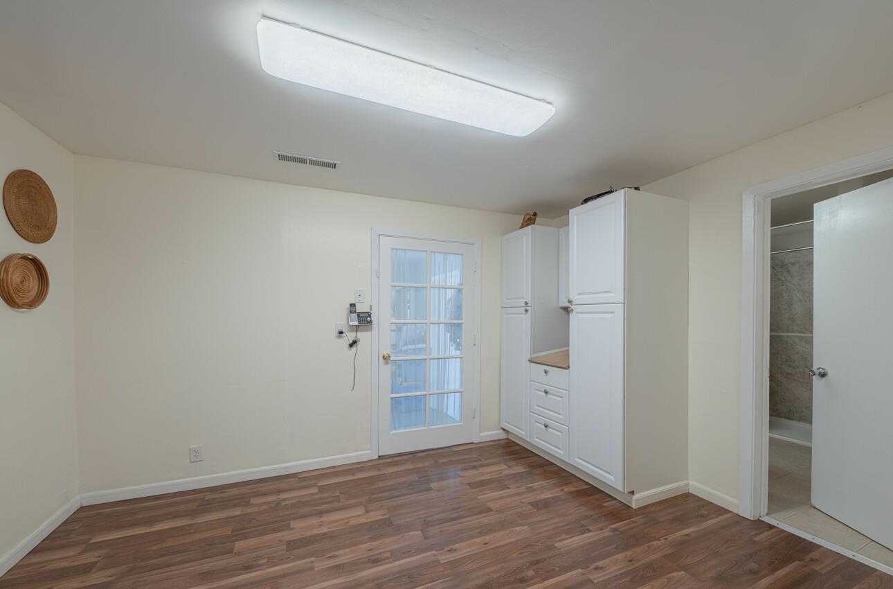 Detail Gallery Image 9 of 43 For 489 Paradise Rd, Salinas,  CA 93907 - 2 Beds | 2 Baths