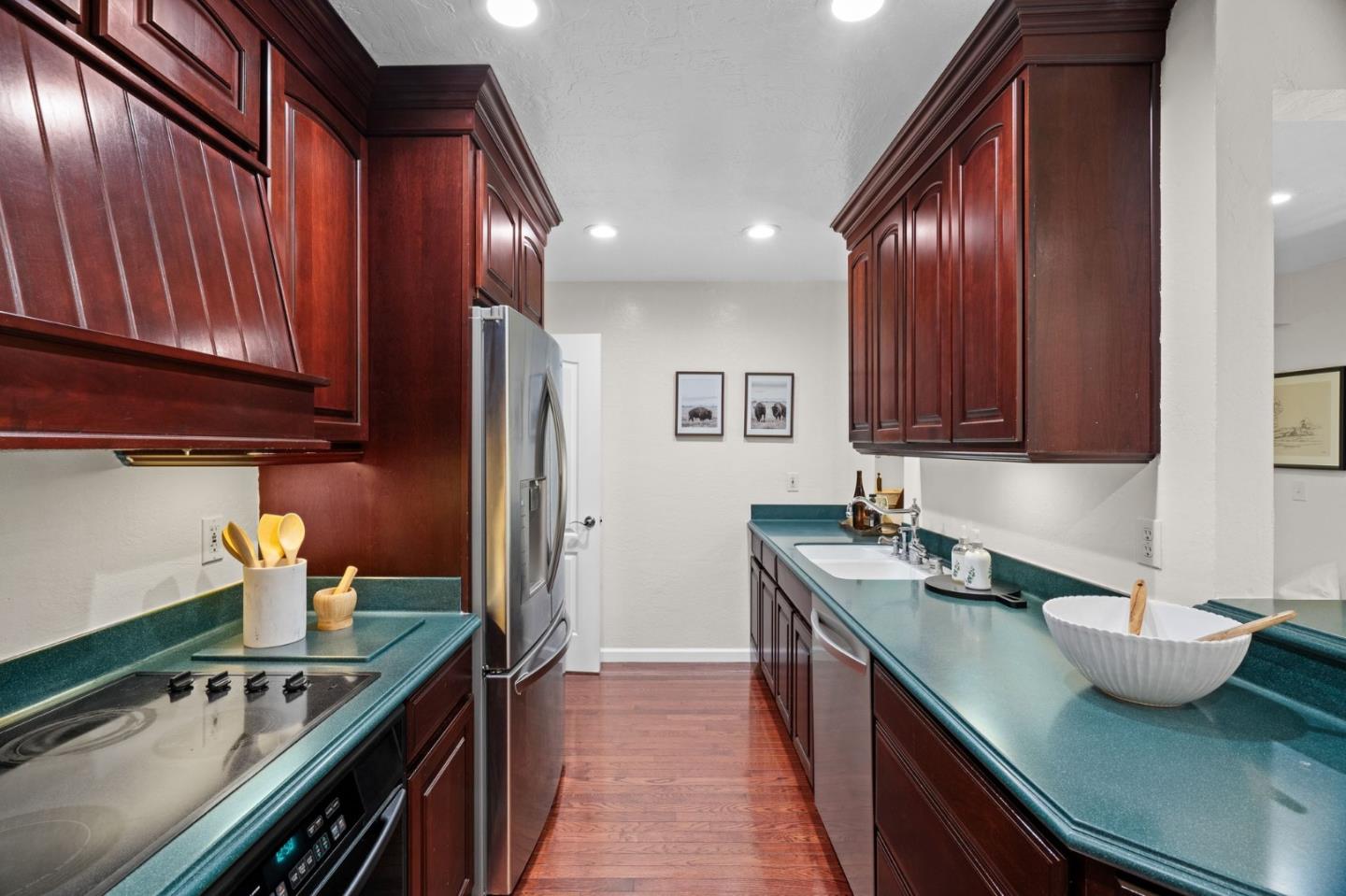 Detail Gallery Image 16 of 49 For 20780 4th St #7,  Saratoga,  CA 95070 - 2 Beds | 2 Baths