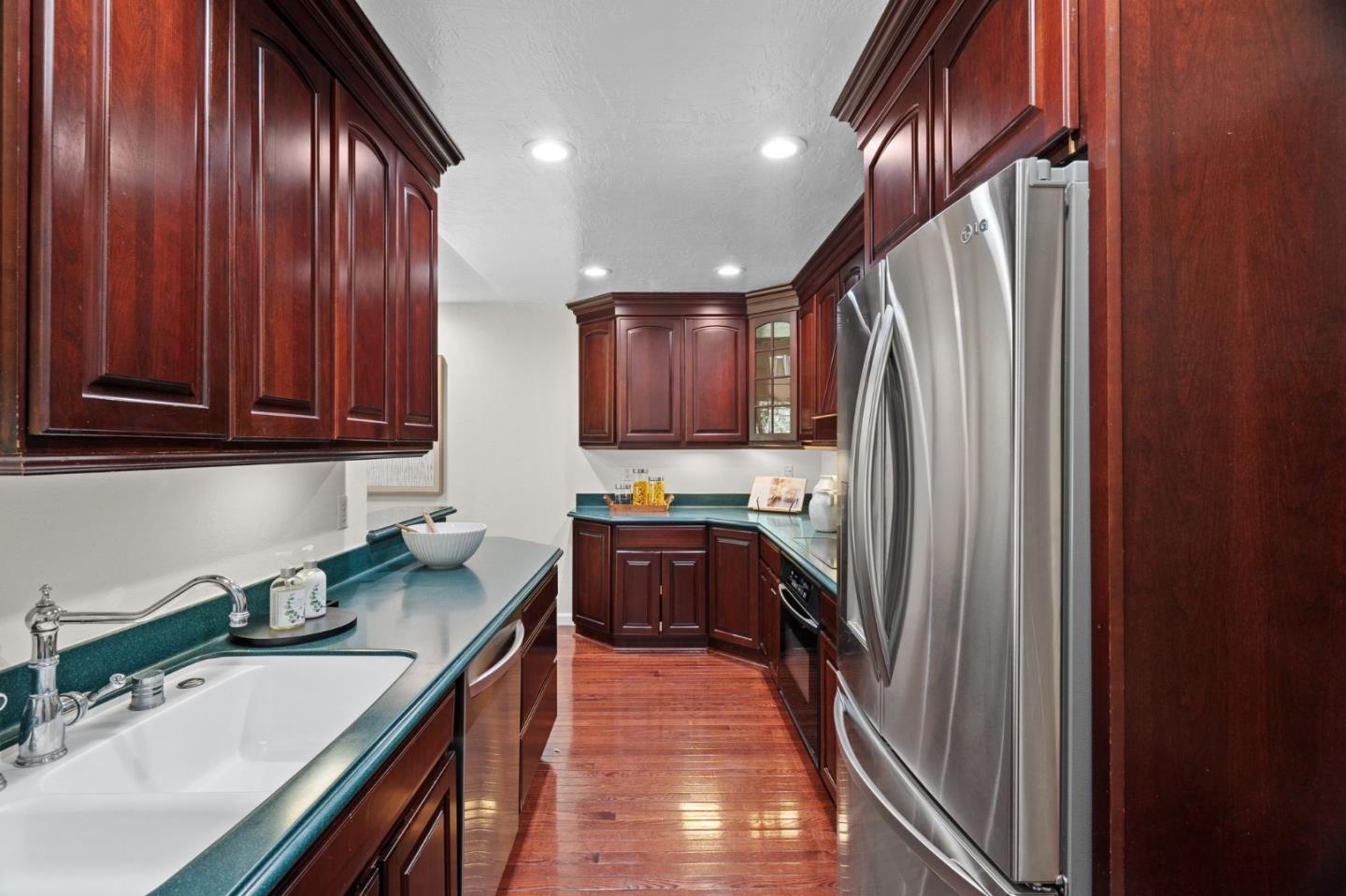 Detail Gallery Image 17 of 49 For 20780 4th St #7,  Saratoga,  CA 95070 - 2 Beds | 2 Baths