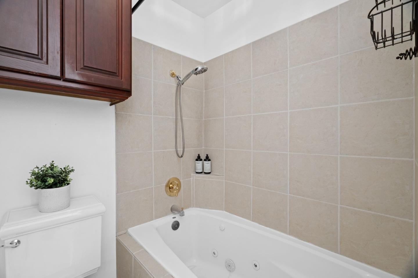 Detail Gallery Image 21 of 49 For 20780 4th St #7,  Saratoga,  CA 95070 - 2 Beds | 2 Baths