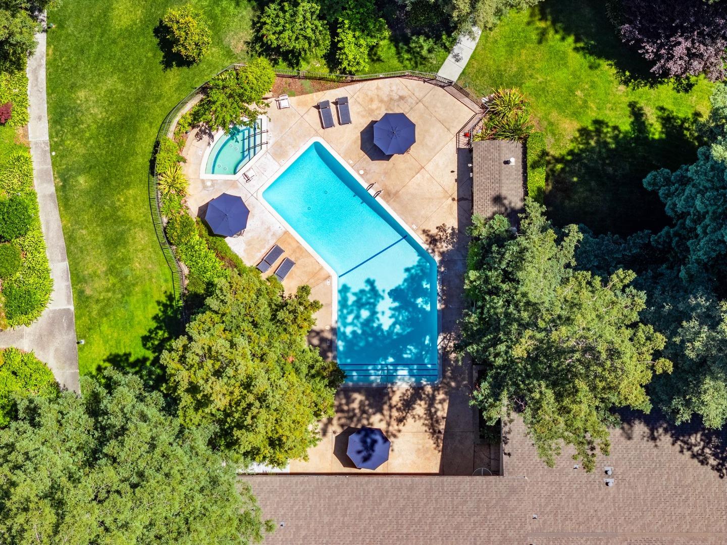 Detail Gallery Image 43 of 49 For 20780 4th St #7,  Saratoga,  CA 95070 - 2 Beds | 2 Baths