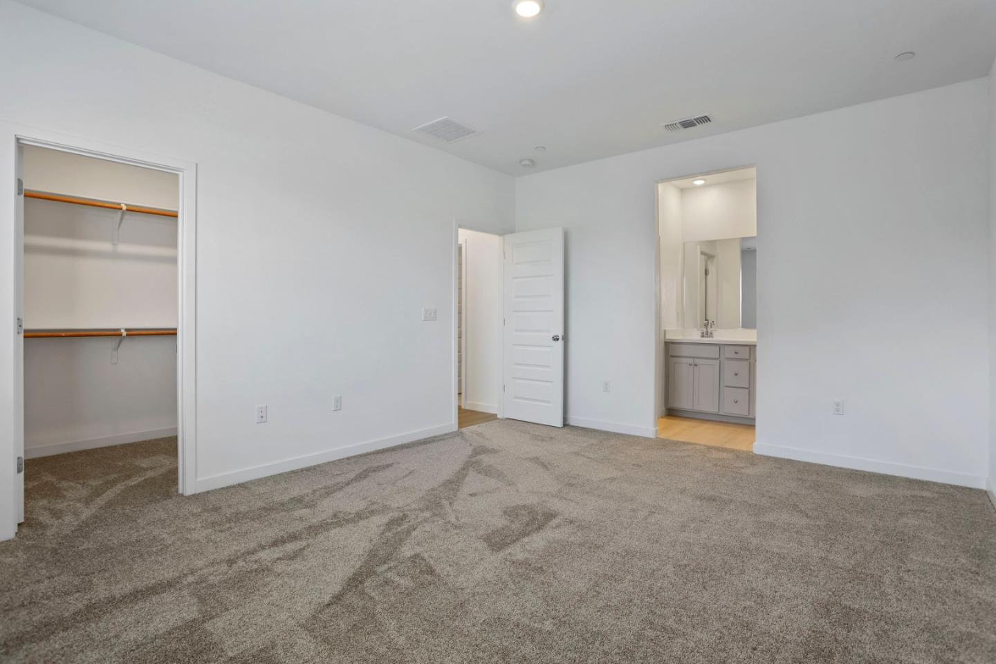 Detail Gallery Image 27 of 39 For 7200 Robins Cove Dr, Stockton,  CA 95219 - 3 Beds | 2 Baths