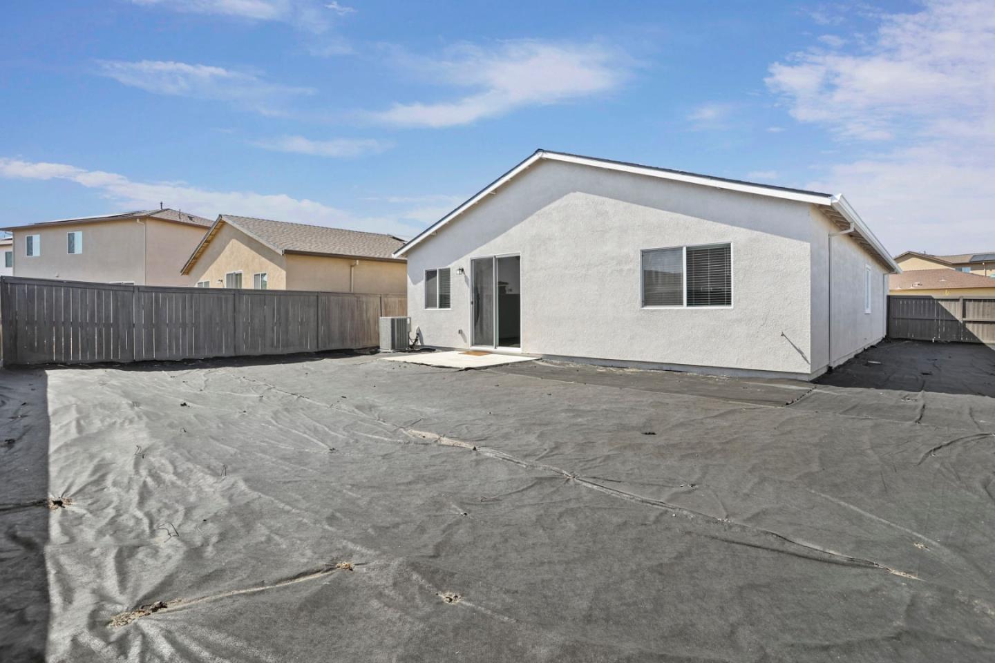 Detail Gallery Image 35 of 39 For 7200 Robins Cove Dr, Stockton,  CA 95219 - 3 Beds | 2 Baths