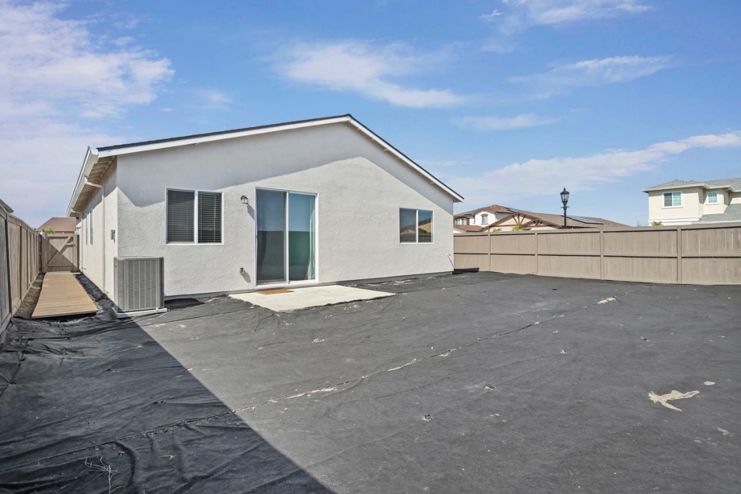 Detail Gallery Image 36 of 39 For 7200 Robins Cove Dr, Stockton,  CA 95219 - 3 Beds | 2 Baths