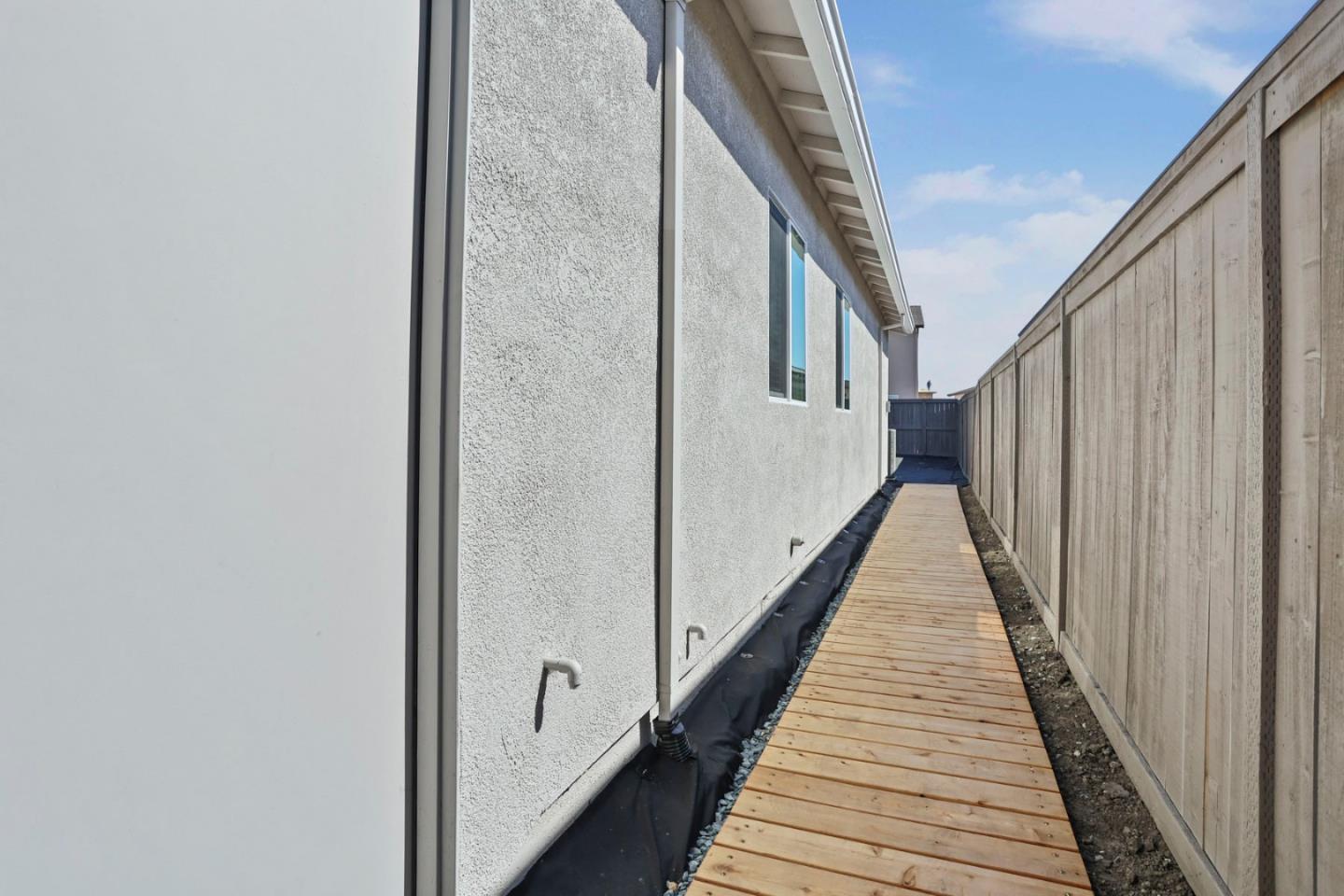 Detail Gallery Image 38 of 39 For 7200 Robins Cove Dr, Stockton,  CA 95219 - 3 Beds | 2 Baths