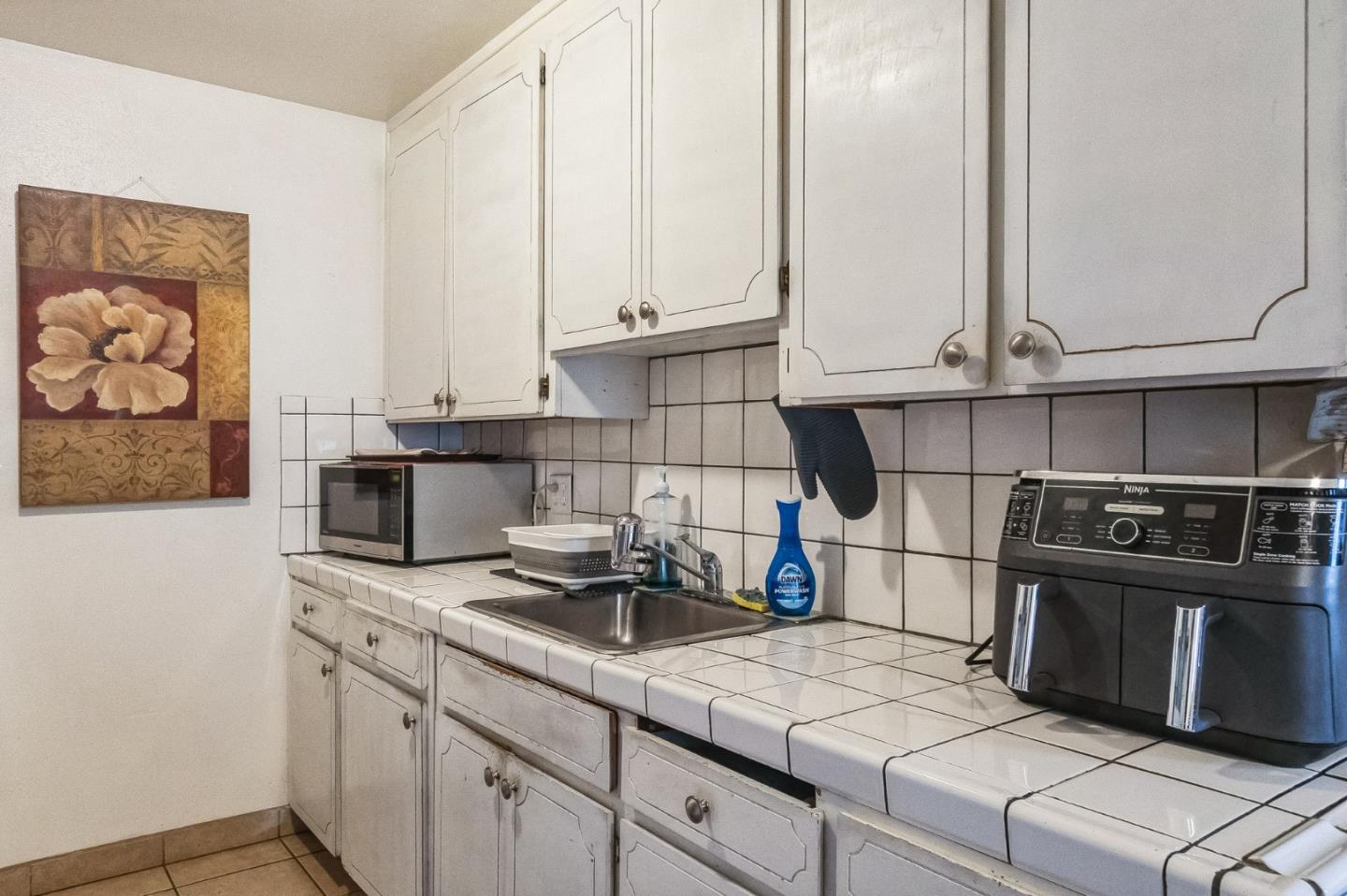 Detail Gallery Image 5 of 14 For 708 Sequoia Blvd, Tracy,  CA 95376 - 2 Beds | 1 Baths