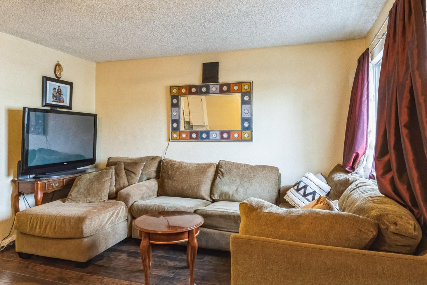 Detail Gallery Image 8 of 14 For 708 Sequoia Blvd, Tracy,  CA 95376 - 2 Beds | 1 Baths