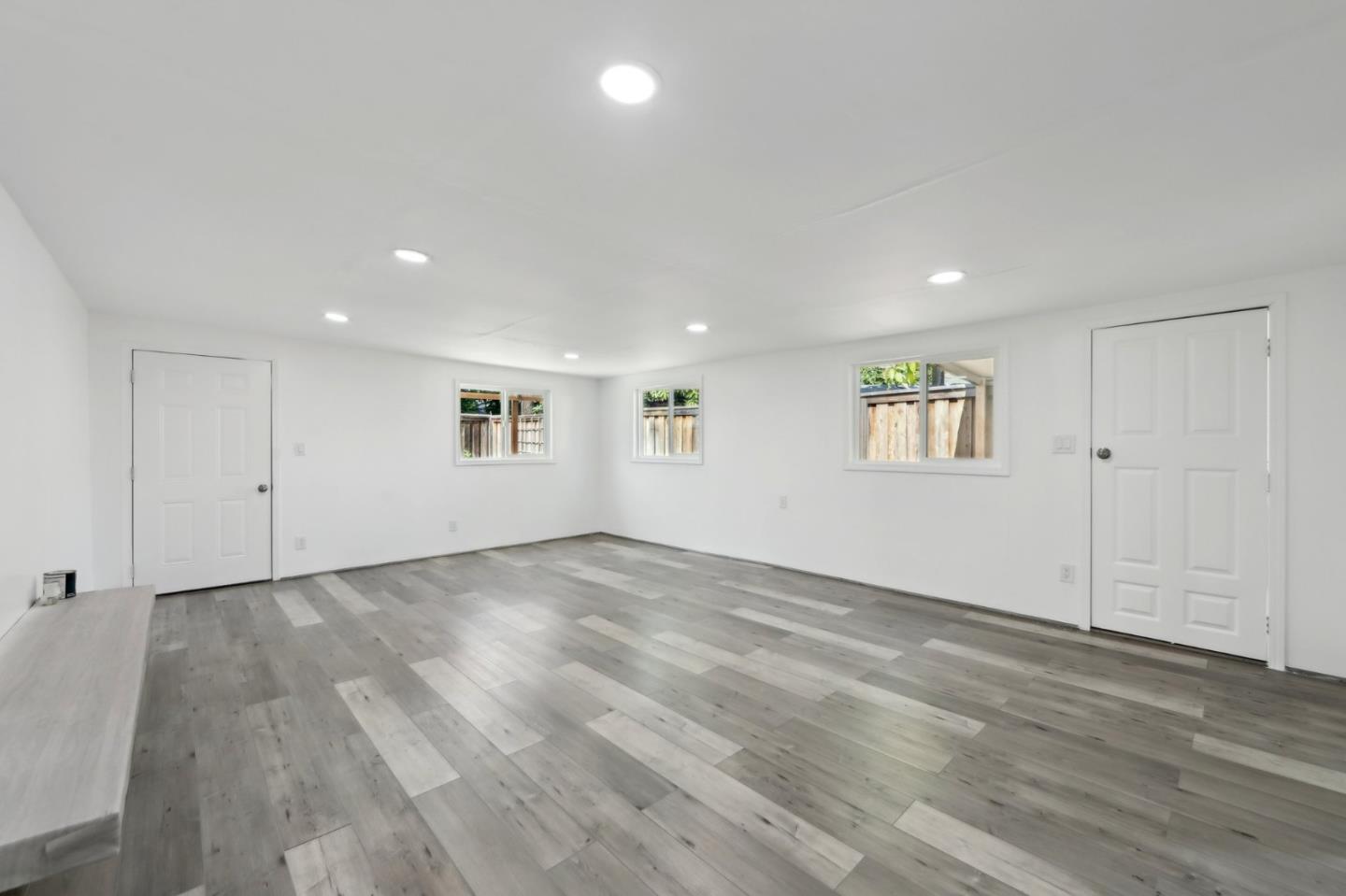 Detail Gallery Image 12 of 35 For 471 Serenade Way, San Jose,  CA 95111 - 3 Beds | 2 Baths