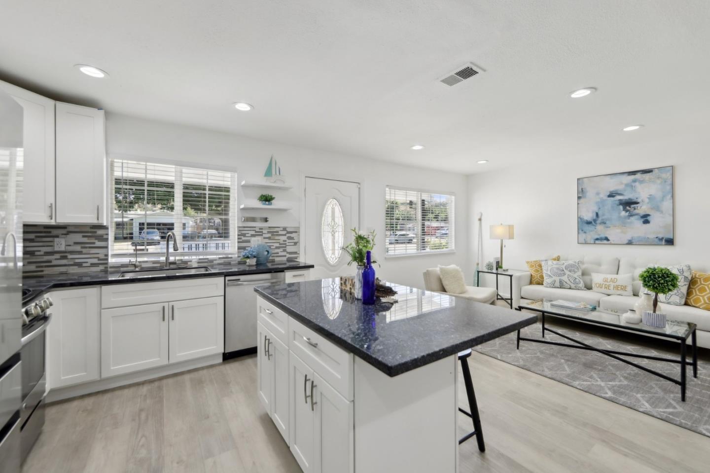 Detail Gallery Image 9 of 35 For 471 Serenade Way, San Jose,  CA 95111 - 3 Beds | 2 Baths