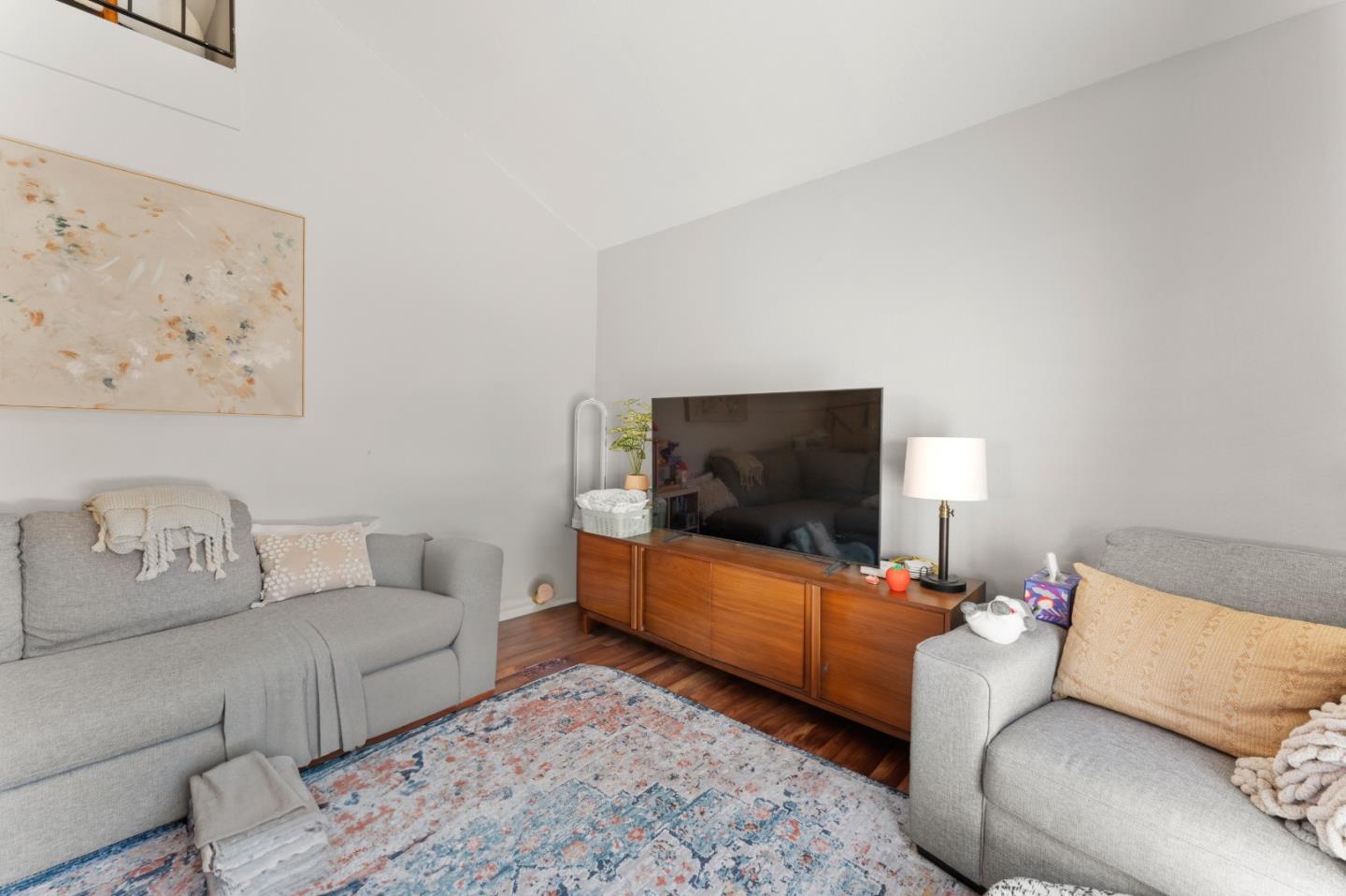 Detail Gallery Image 29 of 62 For 4 Athlone Way, Menlo Park,  CA 94025 - 3 Beds | 4 Baths