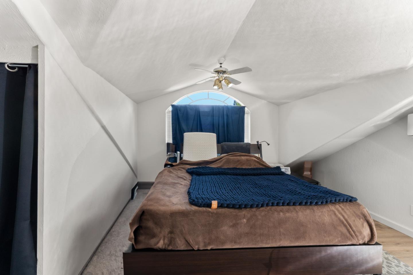 Detail Gallery Image 48 of 62 For 4 Athlone Way, Menlo Park,  CA 94025 - 3 Beds | 4 Baths