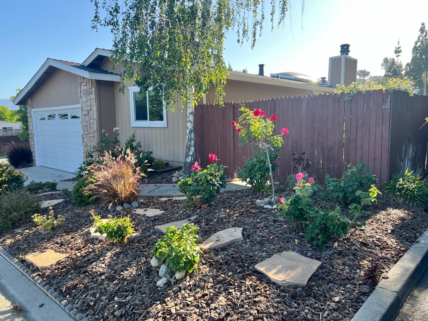 Detail Gallery Image 2 of 17 For 260 Mountain Springs Dr #260,  San Jose,  CA 95136 - 2 Beds | 2 Baths