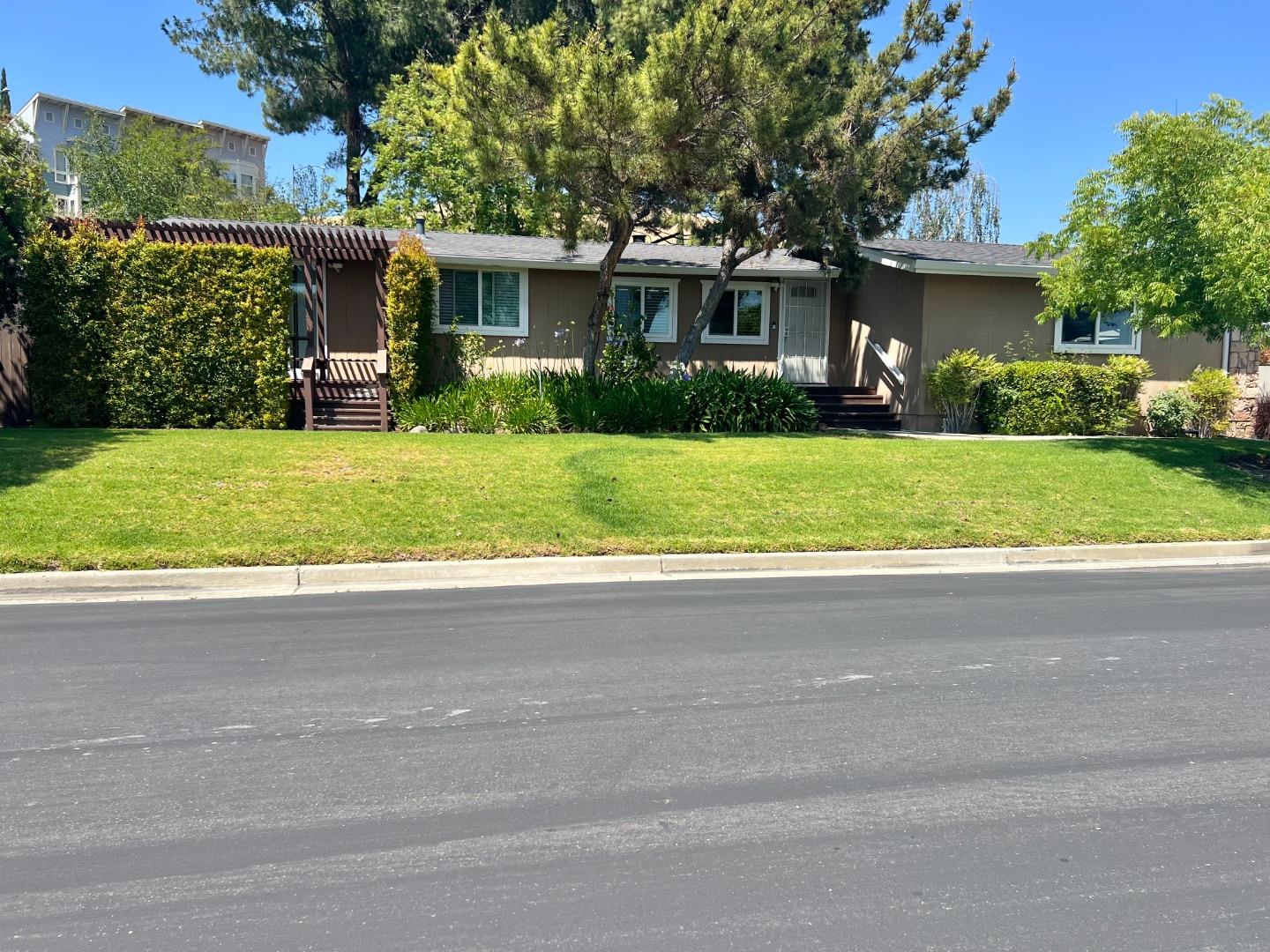 Detail Gallery Image 3 of 17 For 260 Mountain Springs Dr #260,  San Jose,  CA 95136 - 2 Beds | 2 Baths