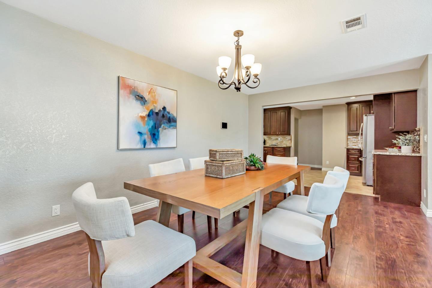 Detail Gallery Image 18 of 43 For 1650 Bella Vista Dr, Hollister,  CA 95023 - 3 Beds | 2 Baths