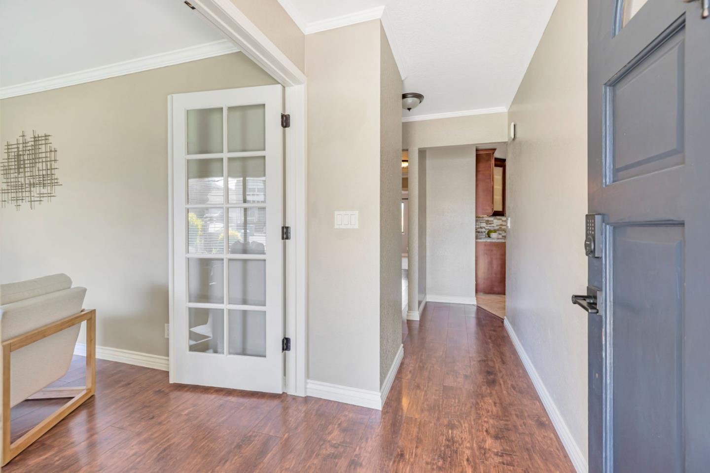 Detail Gallery Image 5 of 43 For 1650 Bella Vista Dr, Hollister,  CA 95023 - 3 Beds | 2 Baths