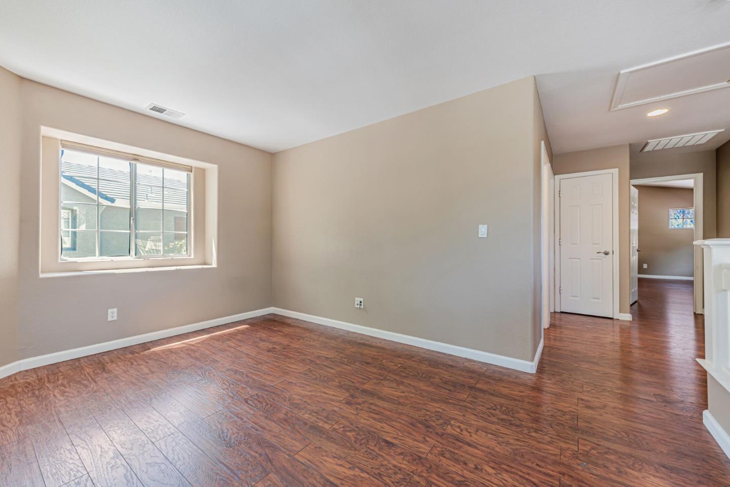 Detail Gallery Image 23 of 54 For 2829 Rubino Cir, San Jose,  CA 95125 - 4 Beds | 2/1 Baths
