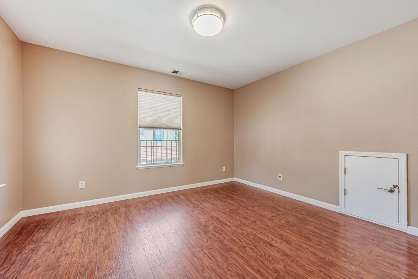 Detail Gallery Image 30 of 54 For 2829 Rubino Cir, San Jose,  CA 95125 - 4 Beds | 2/1 Baths