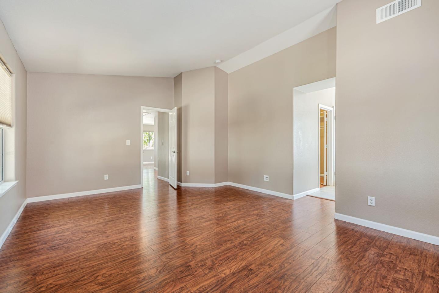 Detail Gallery Image 34 of 54 For 2829 Rubino Cir, San Jose,  CA 95125 - 4 Beds | 2/1 Baths