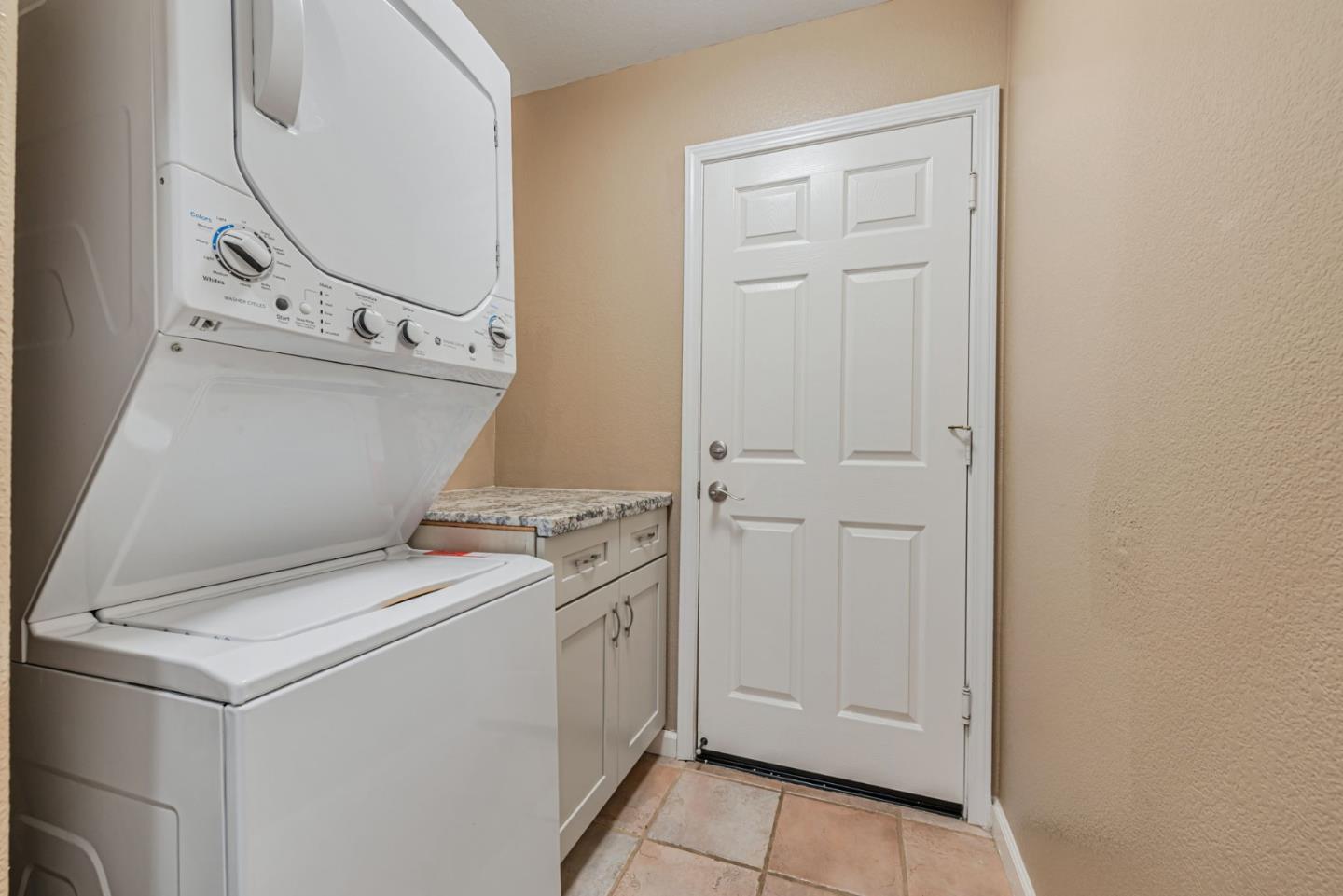 Detail Gallery Image 45 of 54 For 2829 Rubino Cir, San Jose,  CA 95125 - 4 Beds | 2/1 Baths