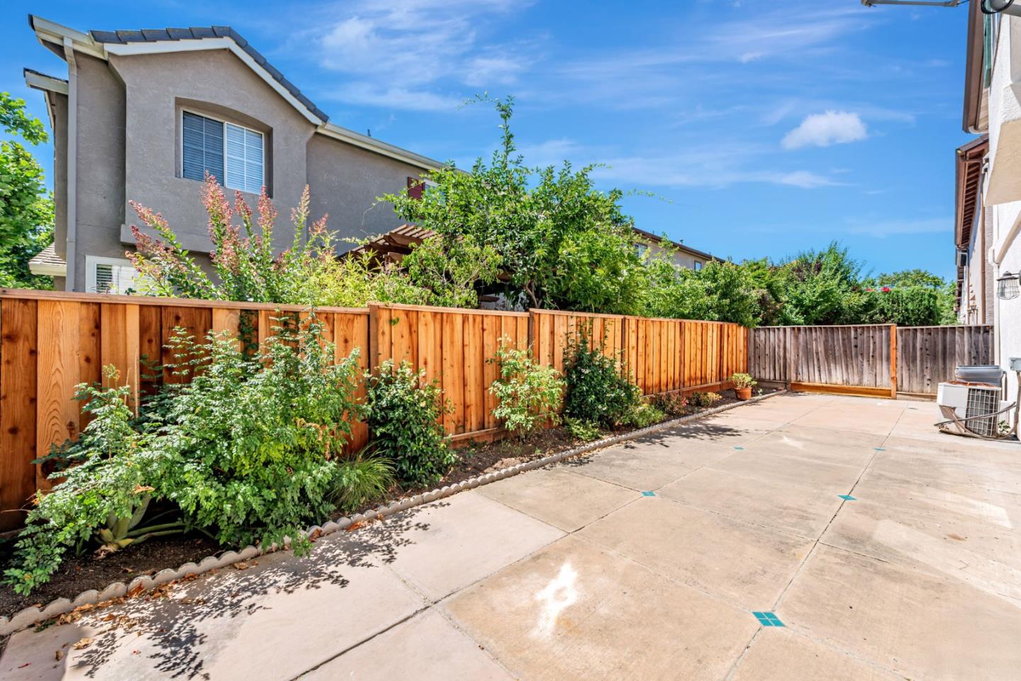 Detail Gallery Image 49 of 54 For 2829 Rubino Cir, San Jose,  CA 95125 - 4 Beds | 2/1 Baths