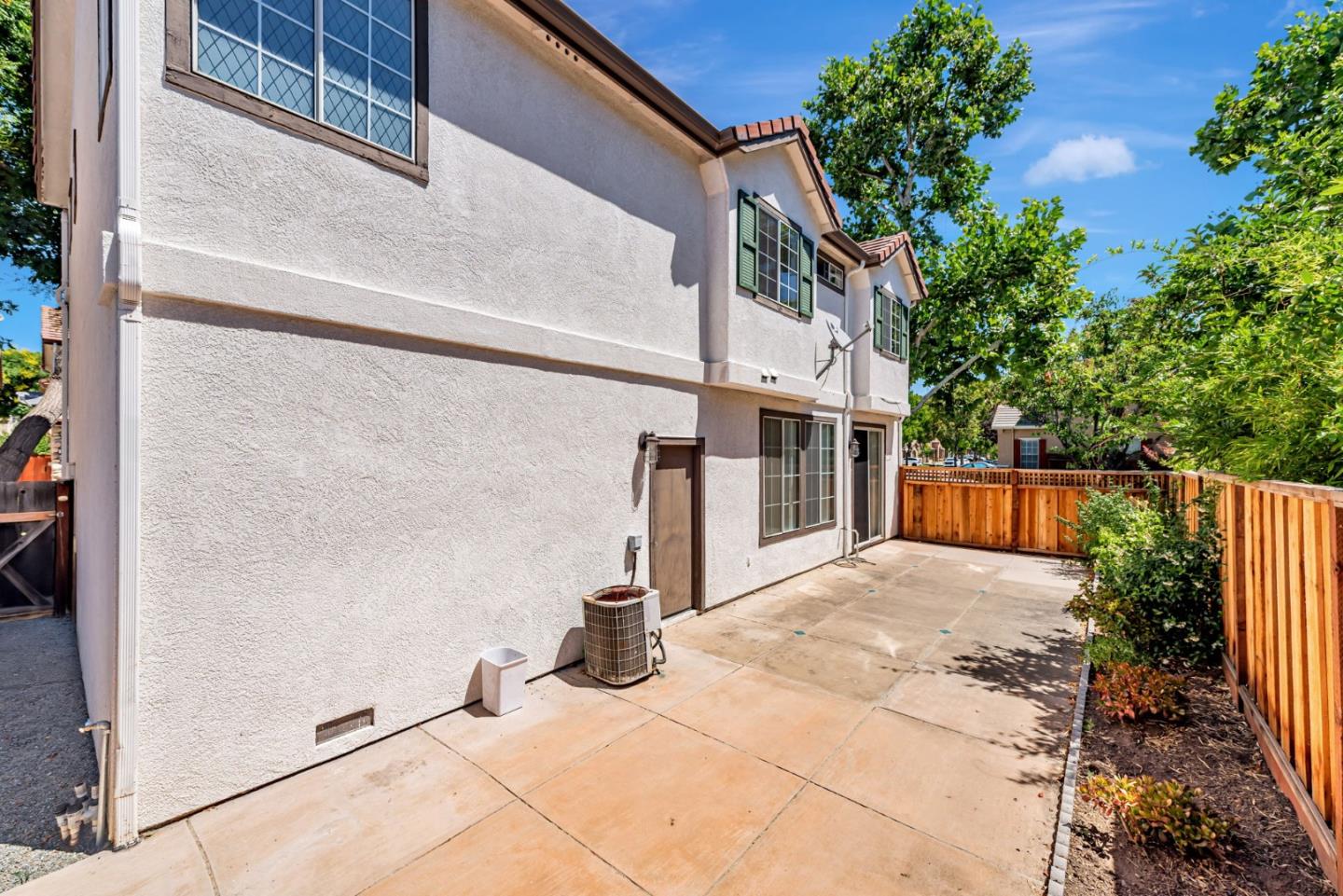 Detail Gallery Image 56 of 58 For 2829 Rubino Cir, San Jose,  CA 95125 - 4 Beds | 2/1 Baths