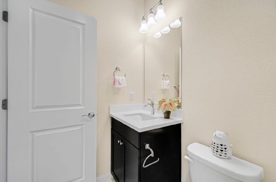 Detail Gallery Image 14 of 76 For 750 Fruit Ranch Loop, San Jose,  CA 95133 - 4 Beds | 4 Baths