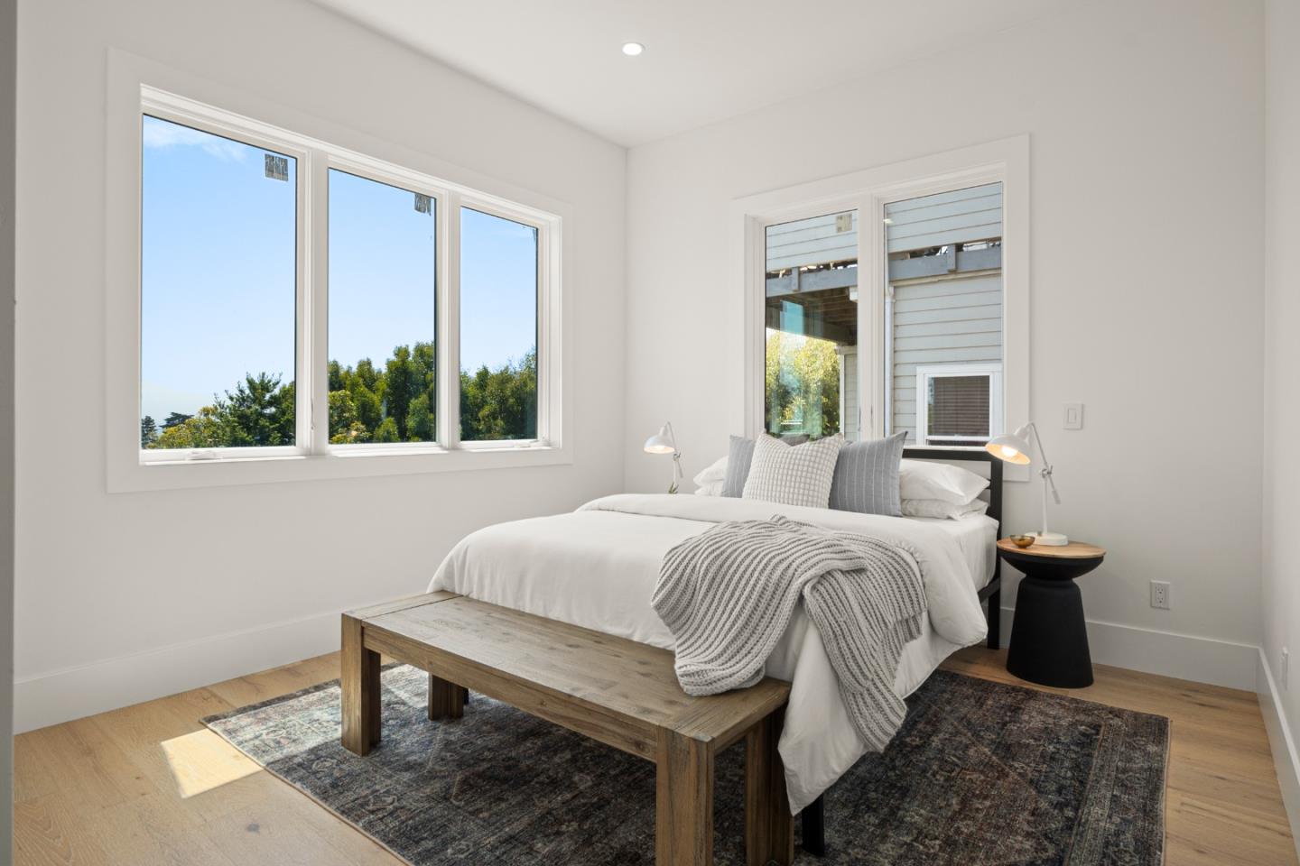 Detail Gallery Image 30 of 43 For 1120 Columbus St, El Granada,  CA 94019 - 3 Beds | 3/1 Baths
