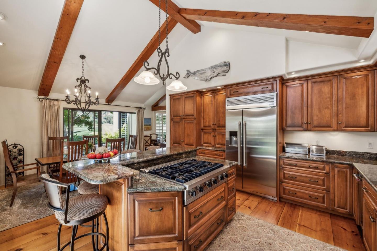 Detail Gallery Image 15 of 36 For 9546 Maple Ct, Carmel,  CA 93923 - 3 Beds | 3 Baths