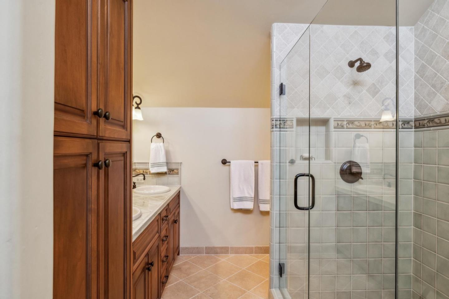 Detail Gallery Image 22 of 36 For 9546 Maple Ct, Carmel,  CA 93923 - 3 Beds | 3 Baths