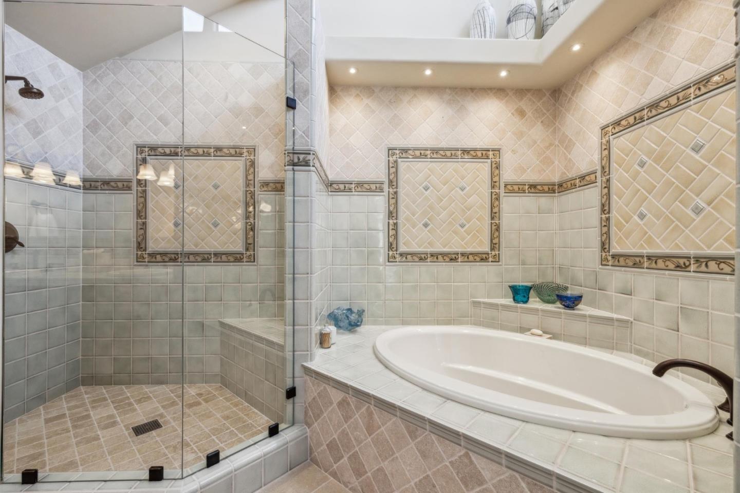 Detail Gallery Image 23 of 36 For 9546 Maple Ct, Carmel,  CA 93923 - 3 Beds | 3 Baths