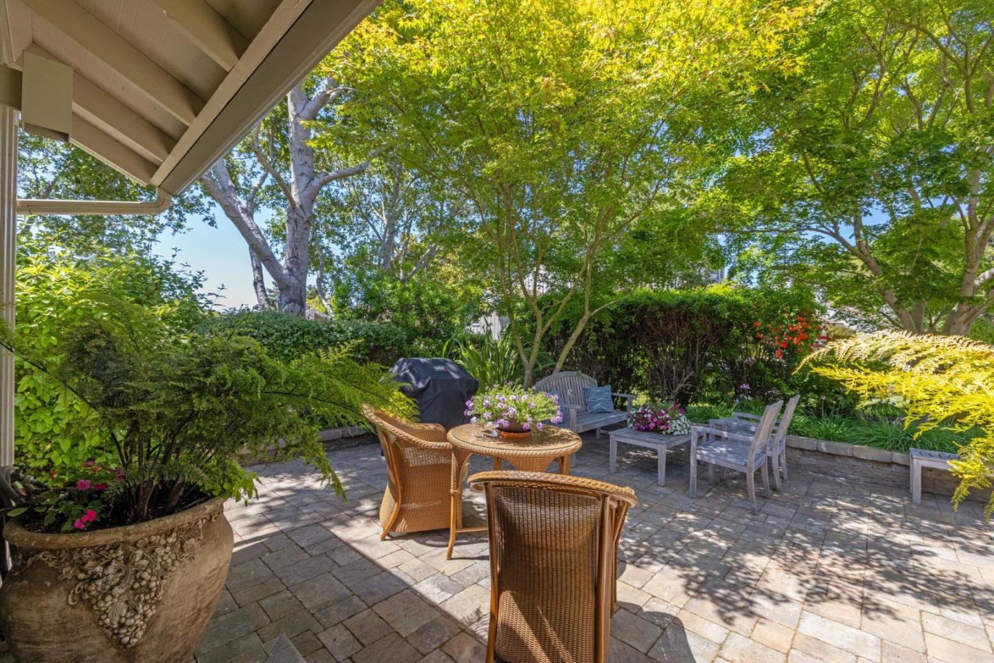 Detail Gallery Image 29 of 36 For 9546 Maple Ct, Carmel,  CA 93923 - 3 Beds | 3 Baths
