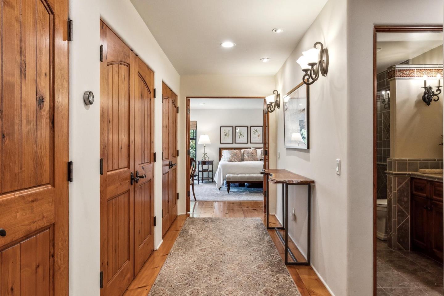 Detail Gallery Image 7 of 36 For 9546 Maple Ct, Carmel,  CA 93923 - 3 Beds | 3 Baths