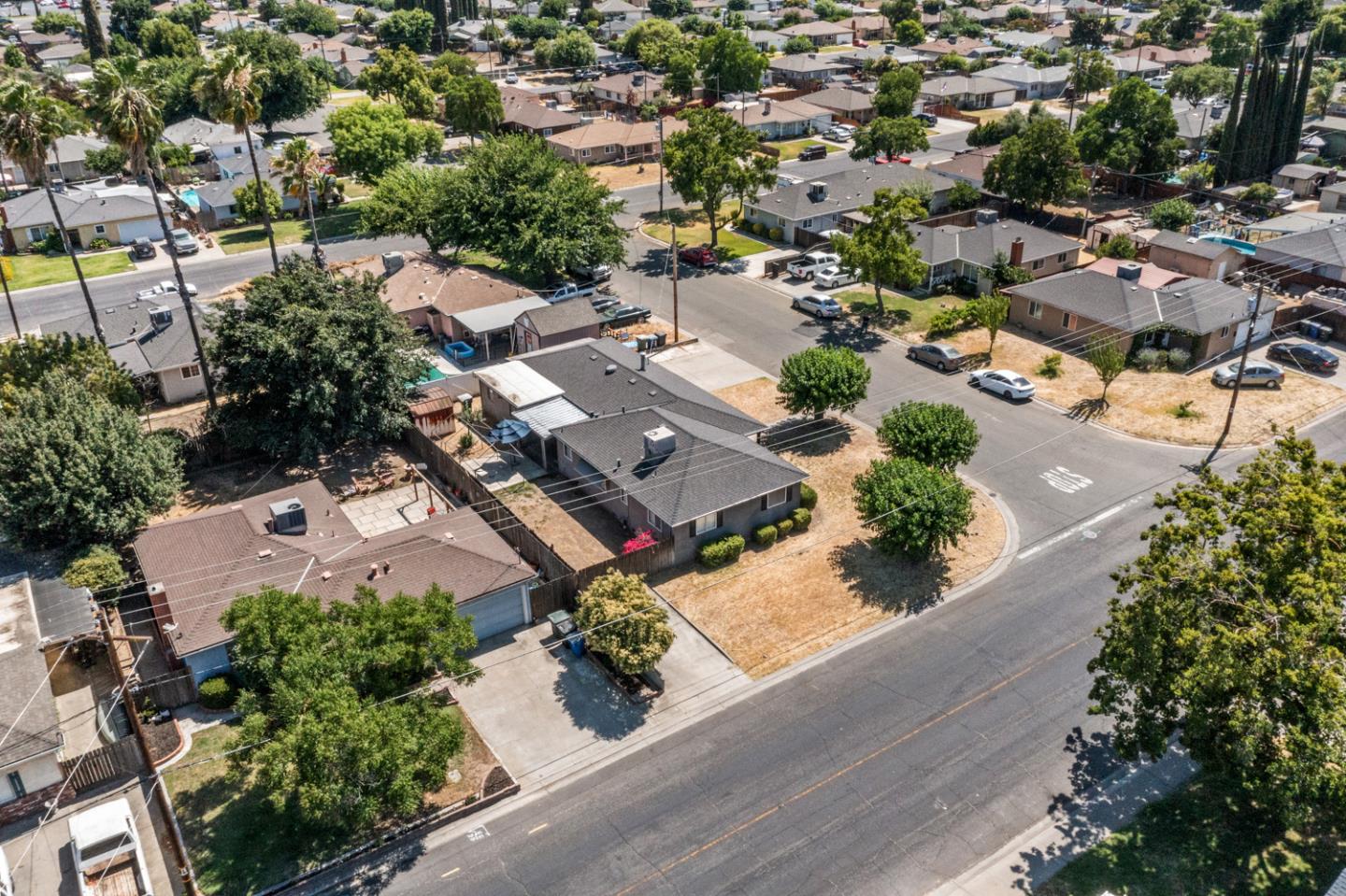 Detail Gallery Image 34 of 41 For 2120 Louise Ave, Ceres,  CA 95307 - 3 Beds | 1 Baths