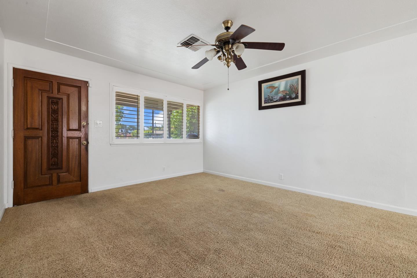 Detail Gallery Image 8 of 41 For 2120 Louise Ave, Ceres,  CA 95307 - 3 Beds | 1 Baths