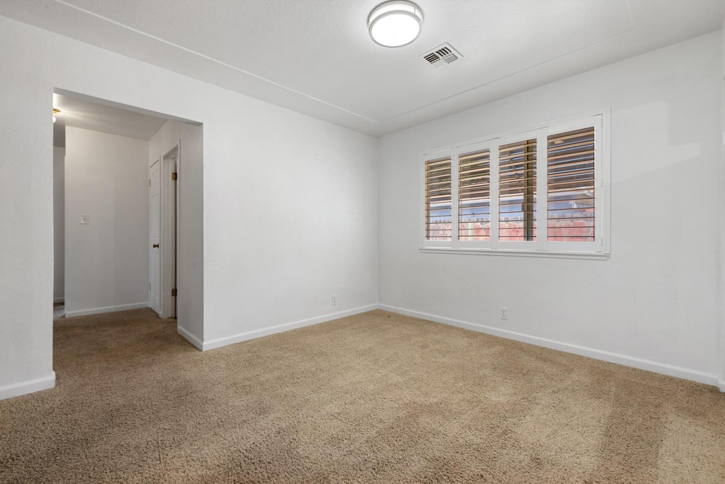 Detail Gallery Image 9 of 41 For 2120 Louise Ave, Ceres,  CA 95307 - 3 Beds | 1 Baths