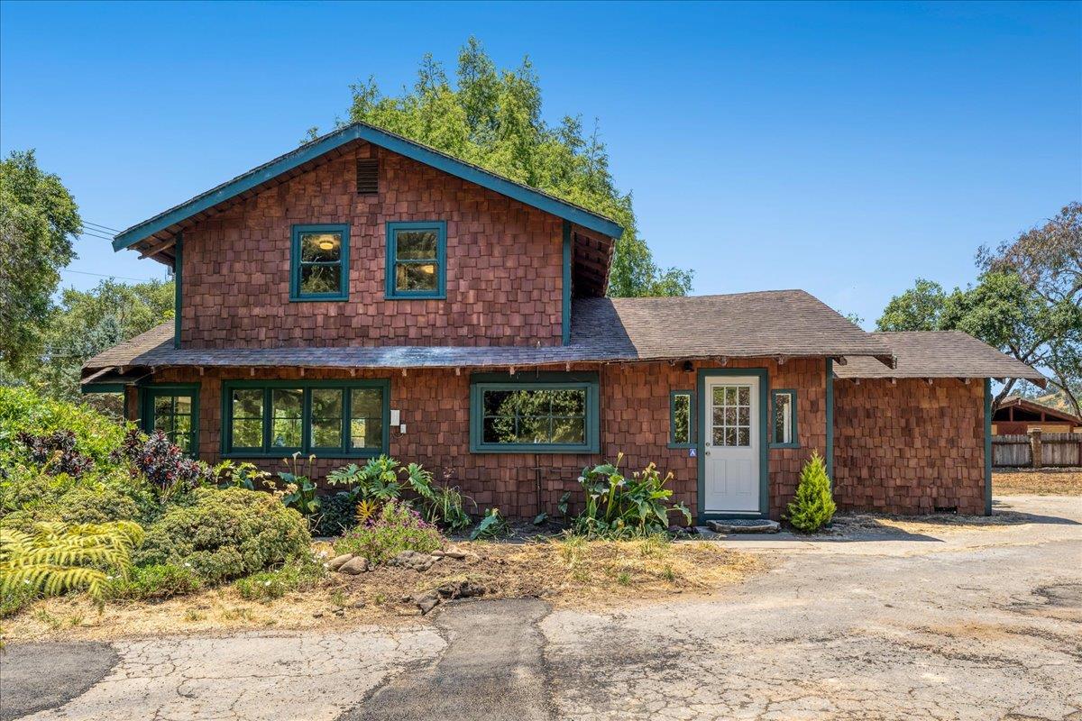 Detail Gallery Image 11 of 90 For 1221 Old San Jose Rd, Soquel,  CA 95073 - 5 Beds | 2/1 Baths