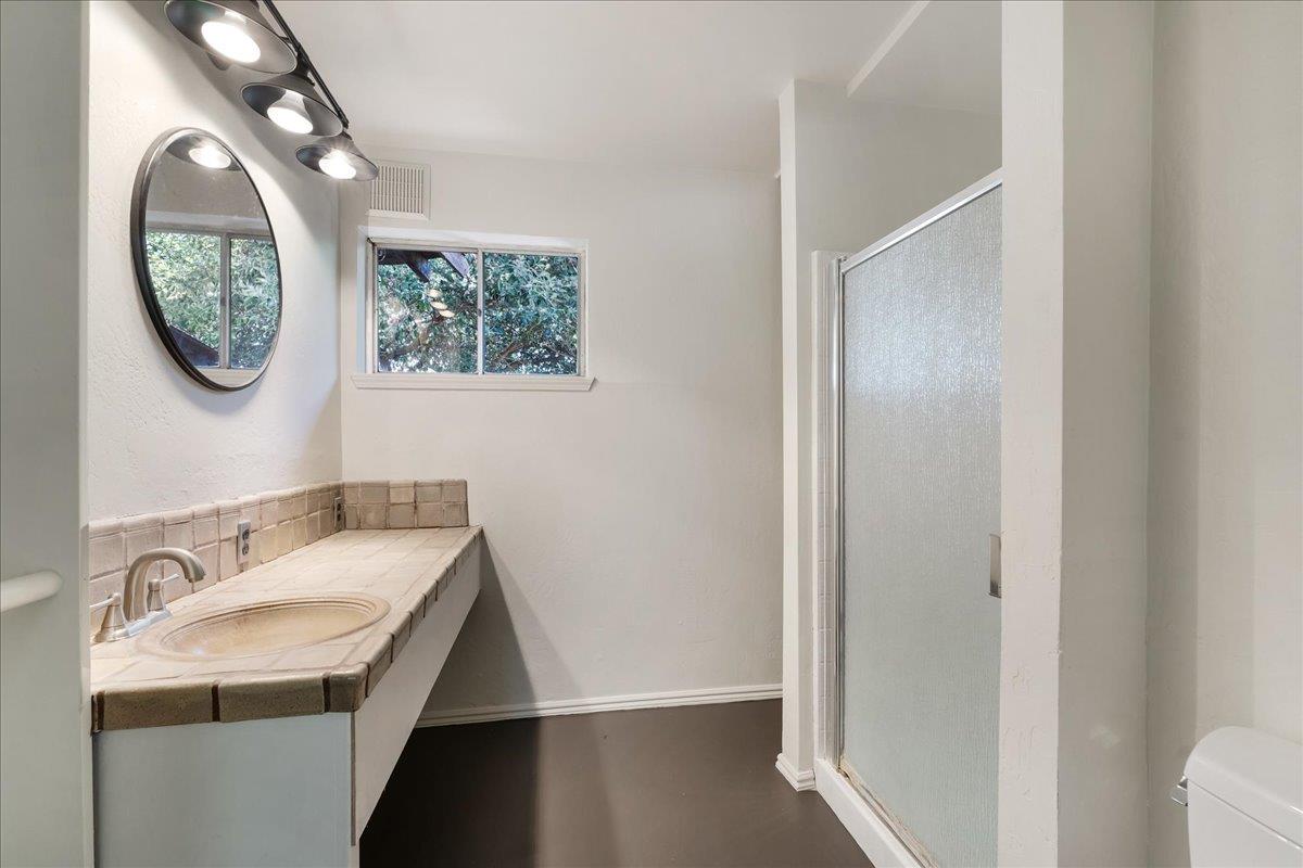 Detail Gallery Image 22 of 90 For 1221 Old San Jose Rd, Soquel,  CA 95073 - 5 Beds | 2/1 Baths