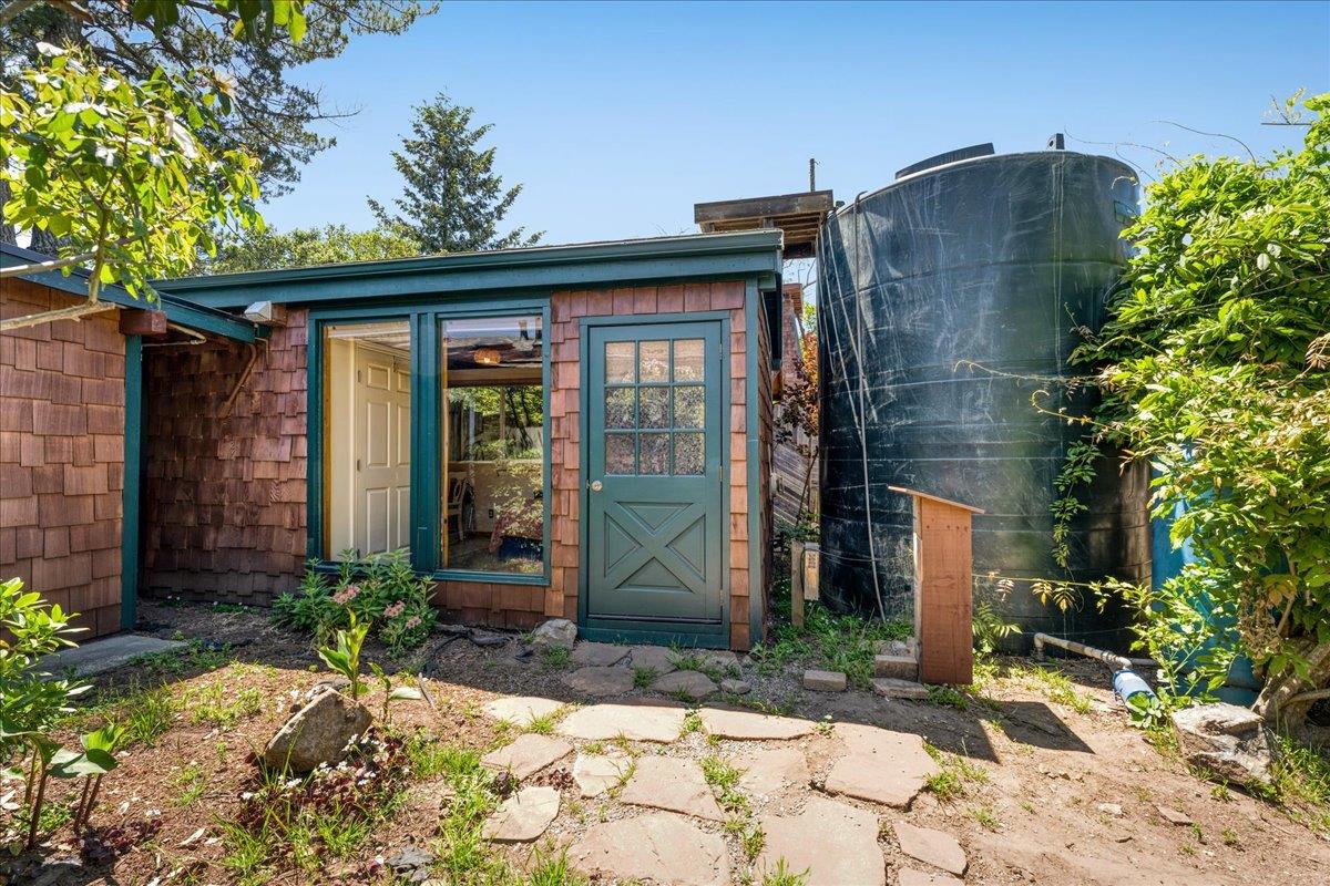 Detail Gallery Image 53 of 90 For 1221 Old San Jose Rd, Soquel,  CA 95073 - 5 Beds | 2/1 Baths