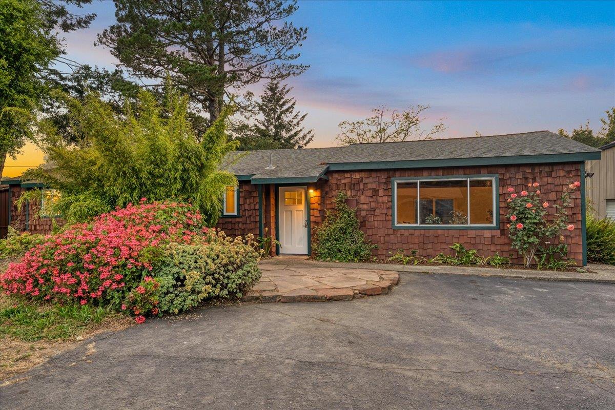Detail Gallery Image 6 of 90 For 1221 Old San Jose Rd, Soquel,  CA 95073 - 5 Beds | 2/1 Baths