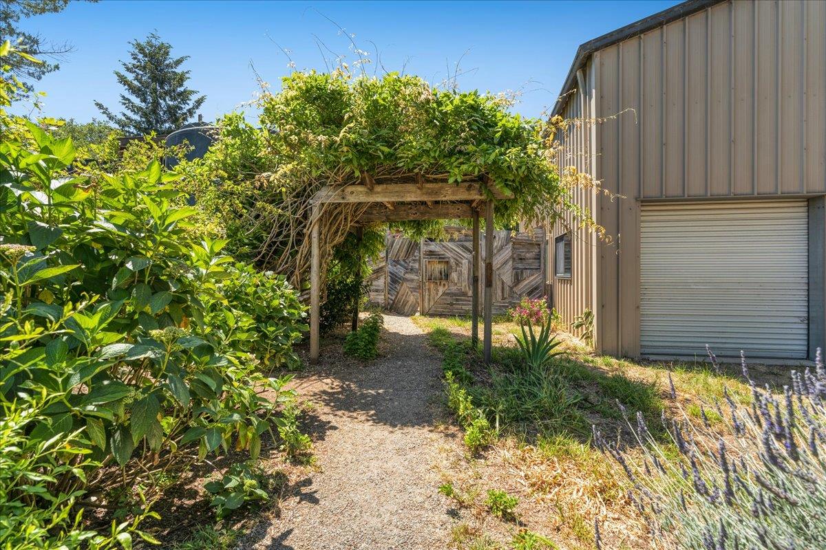 Detail Gallery Image 61 of 90 For 1221 Old San Jose Rd, Soquel,  CA 95073 - 5 Beds | 2/1 Baths
