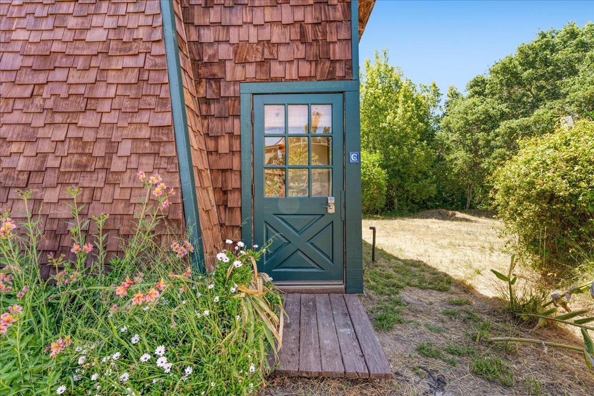 Detail Gallery Image 65 of 90 For 1221 Old San Jose Rd, Soquel,  CA 95073 - 5 Beds | 2/1 Baths