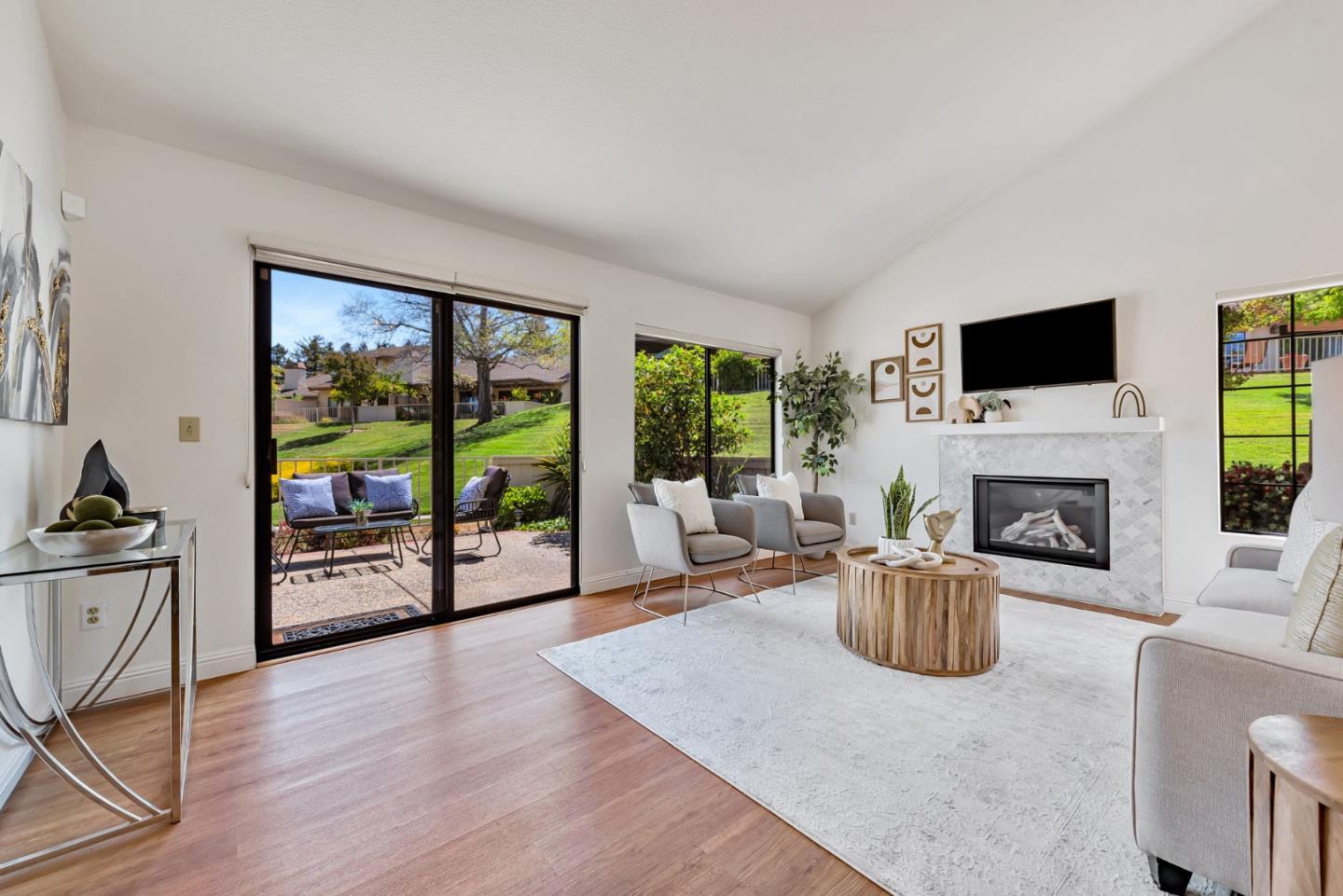 Detail Gallery Image 5 of 49 For 3417 Avernus Ct, San Jose,  CA 95135 - 2 Beds | 2 Baths