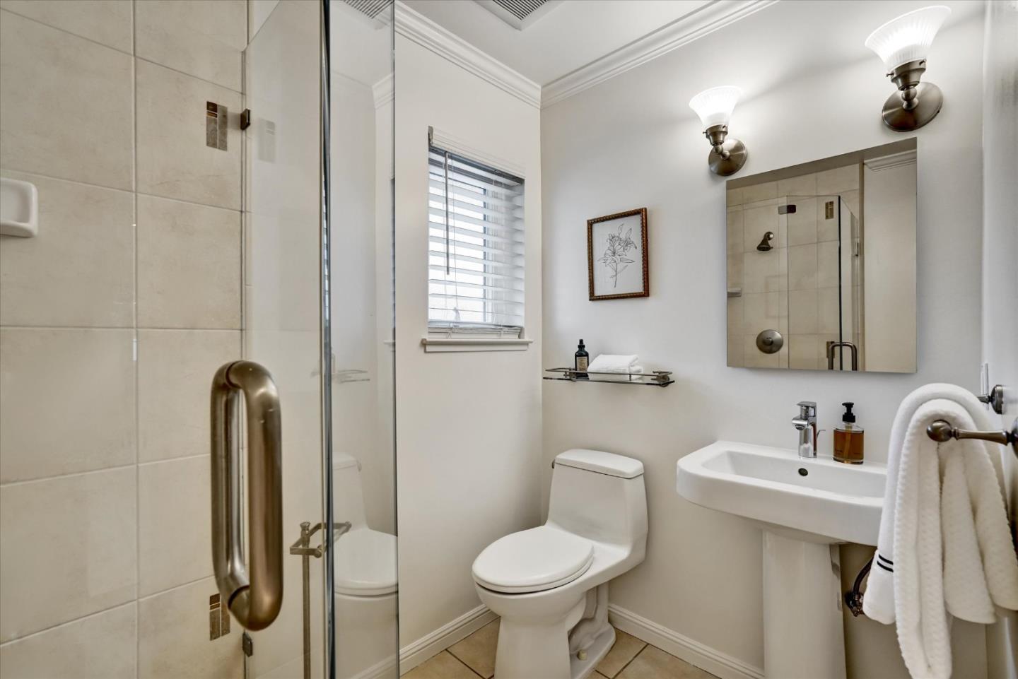 Detail Gallery Image 23 of 41 For 1070 Mercedes Ave #2,  Los Altos,  CA 94022 - 2 Beds | 2 Baths