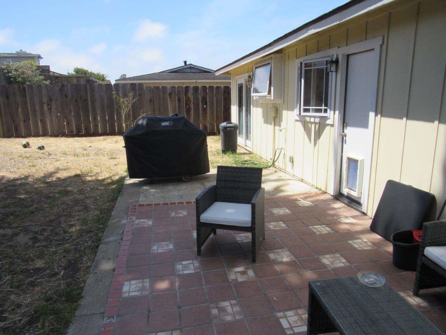 Detail Gallery Image 20 of 21 For 3038 King Cir, Marina,  CA 93933 - 3 Beds | 1 Baths