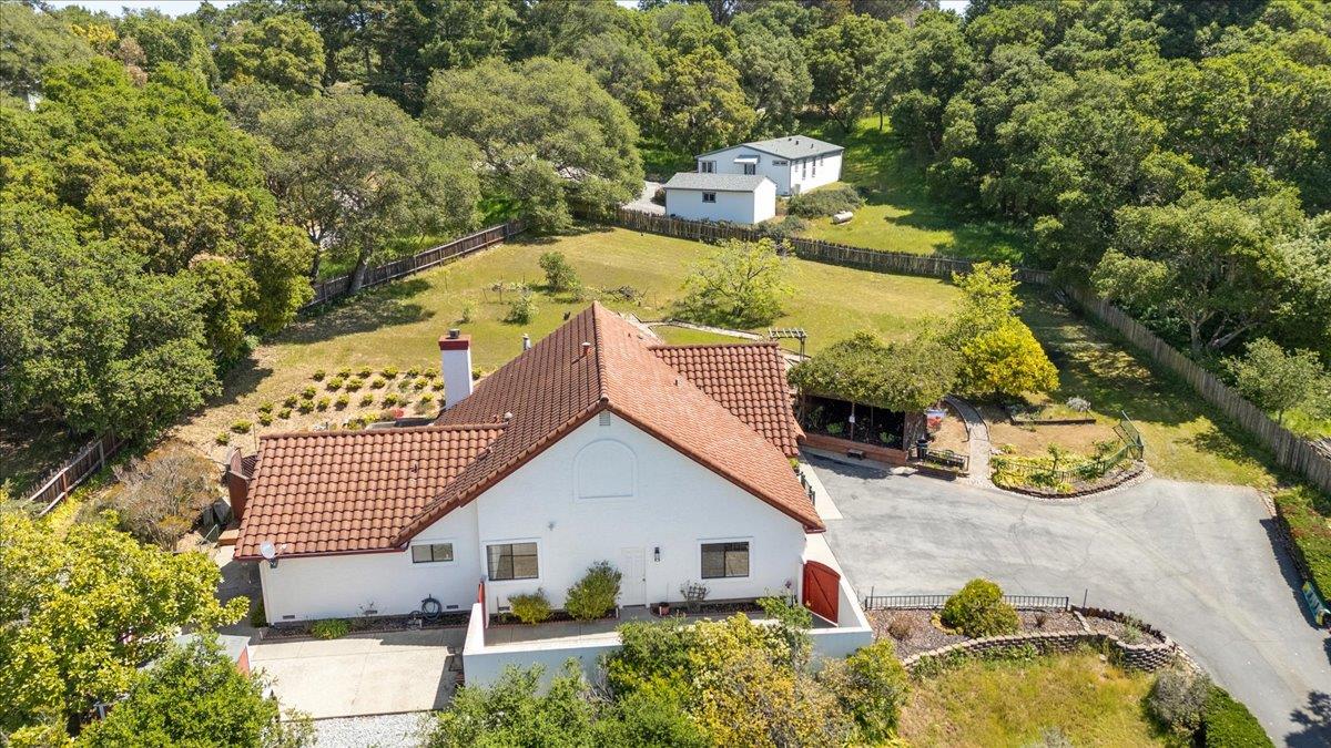 Detail Gallery Image 27 of 46 For 2901 Rea Ct, Aromas,  CA 95004 - 2 Beds | 2 Baths